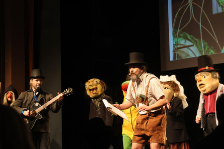 Otroška predstava Zaljubljeni v Butale 18 Foto Ljubo Vukelič